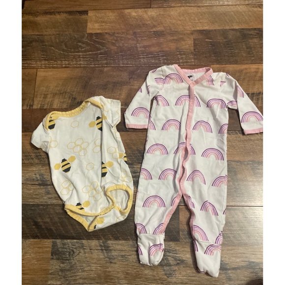 Monica + Andy‎ organic baby lot - Picture 1 of 3